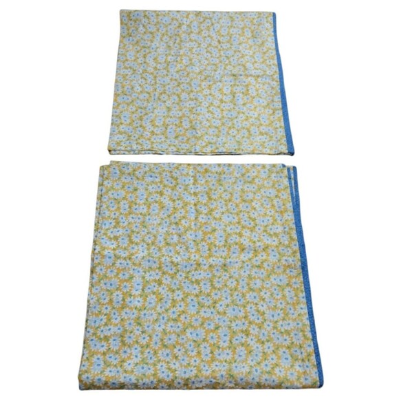 VTG 2pc Window Valance 78x17 Floral Yellow White Daisies Blue Trim Cottagecore - Picture 1 of 5